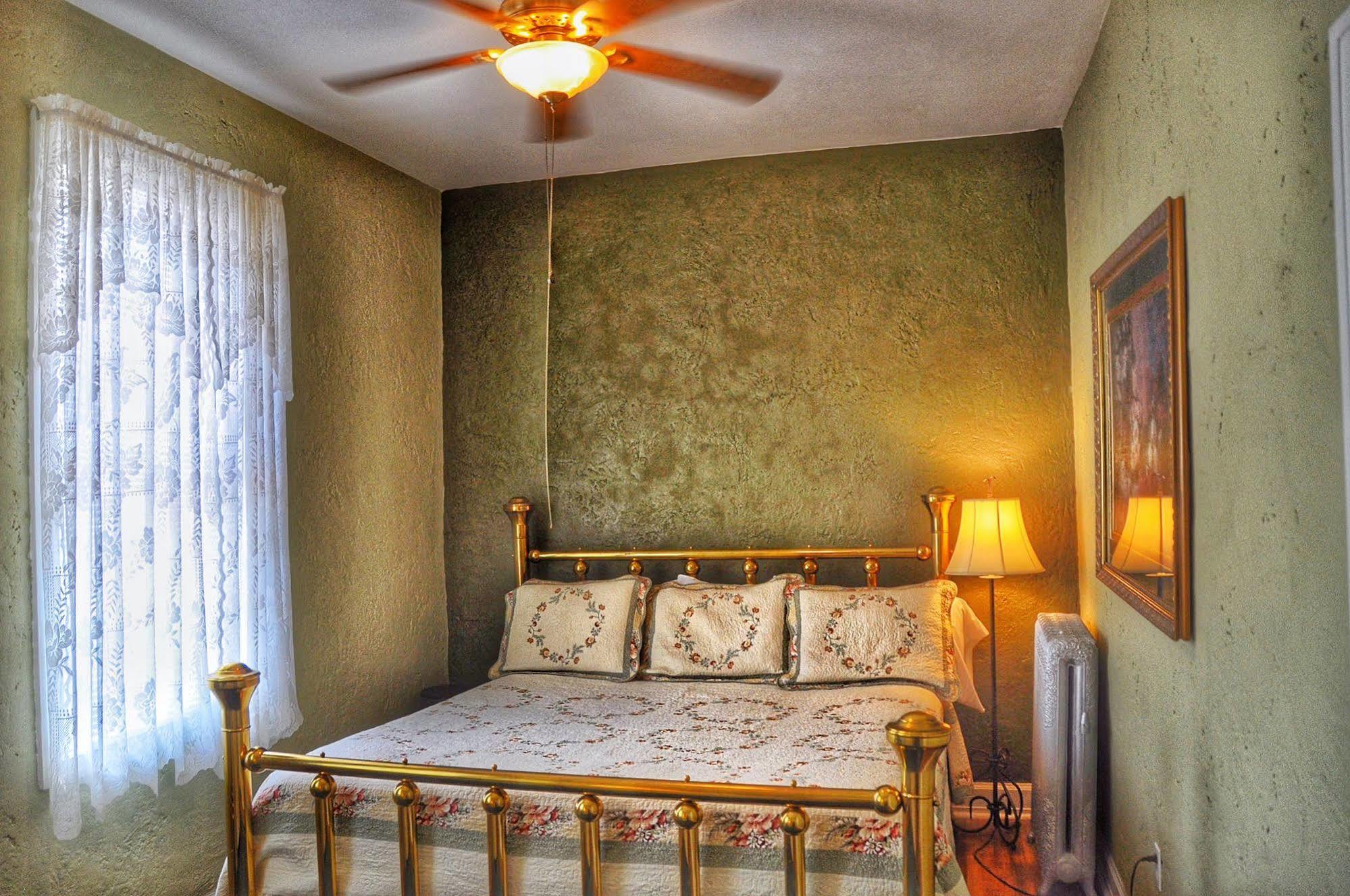 La Plaza Historic Hotel & Restaurant Walsenburg Dış mekan fotoğraf