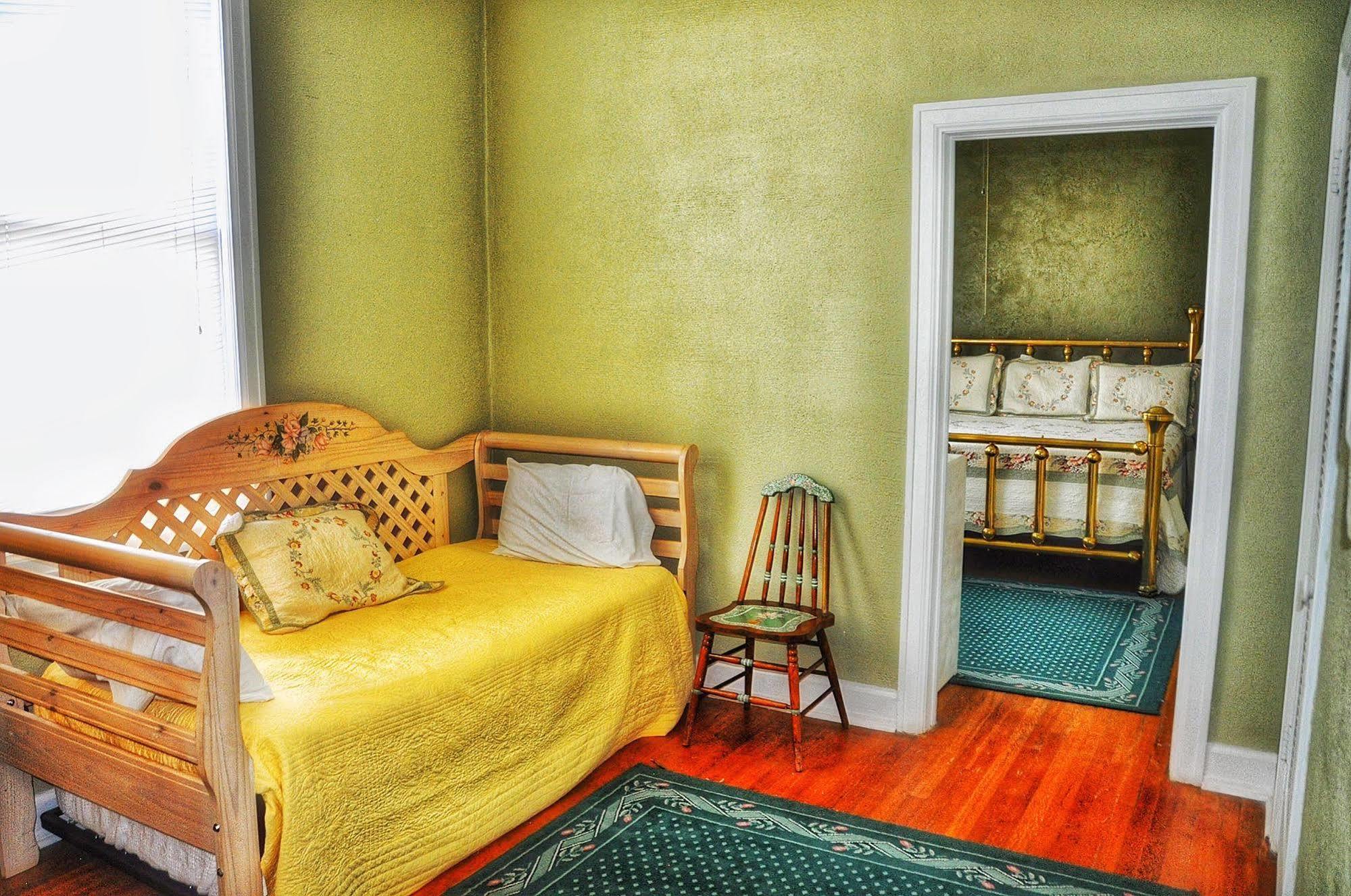 La Plaza Historic Hotel & Restaurant Walsenburg Dış mekan fotoğraf